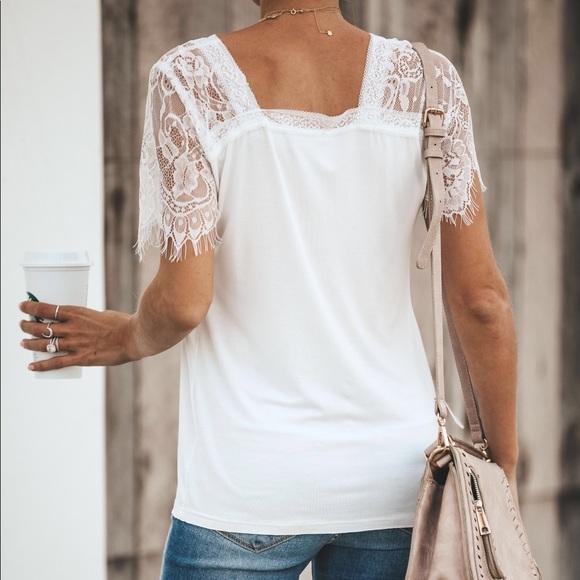 Gorgeous lace sleeve detail tee in ivory - Picture 4 of 7